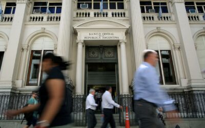 Inflação anual na Argentina deve passar de 100%