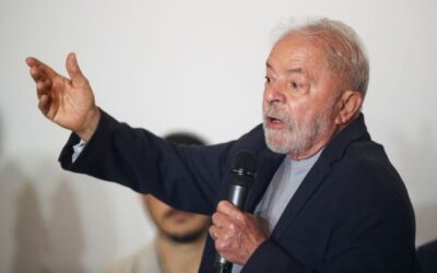 PT prepara influenciadores para guerra digital