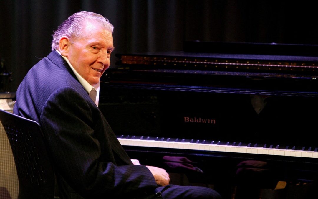 Pioneiro do Rock, Jerry Lee Lewis morre aos 87 anos