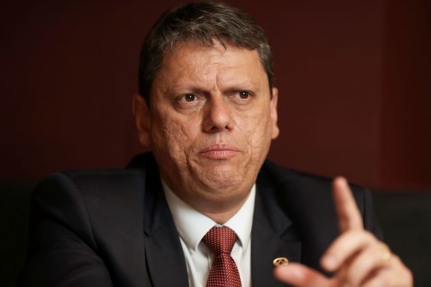 Tarcísio deixa periferia de SP após tiroteio