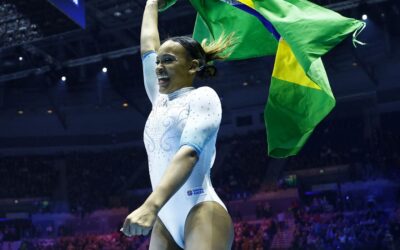 Rebeca Andrade conquista ouro no Mundial de Ginástica
