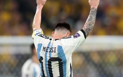 Argentina passa às oitavas em dia de festa e tango