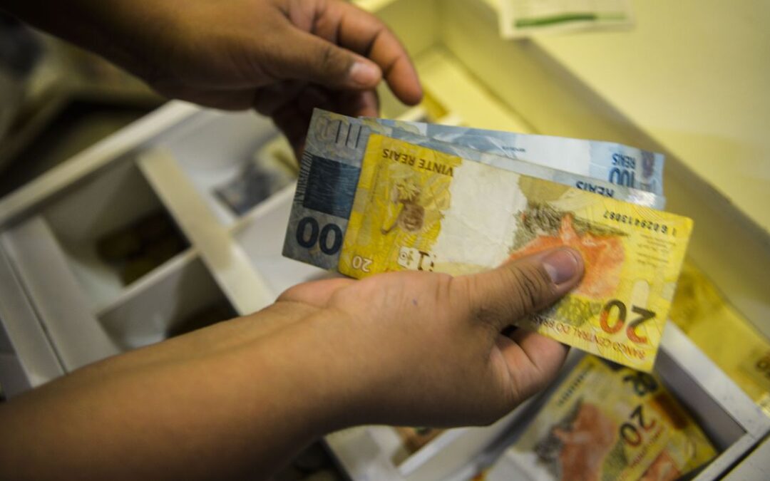 IPEA: Rendimentos do trabalho crescem 2,5% no terceiro trimestre