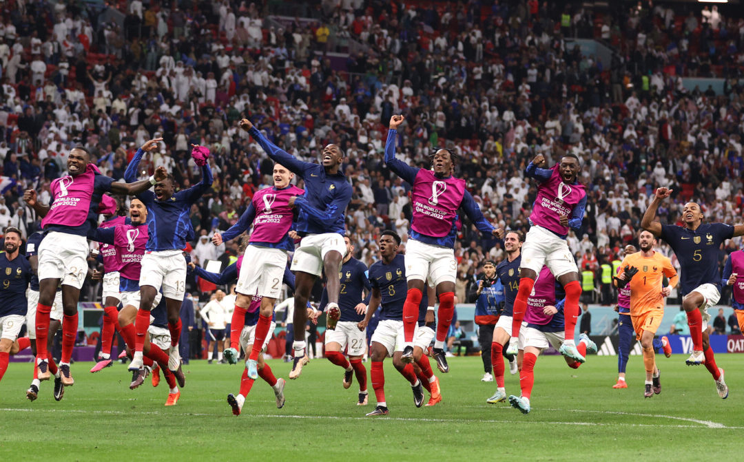 Kane perde pênalti e França elimina a Inglaterra da Copa