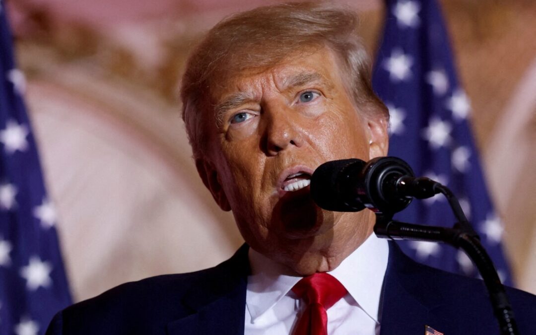 Trump supera DeSantis em pesquisa para a presidência
