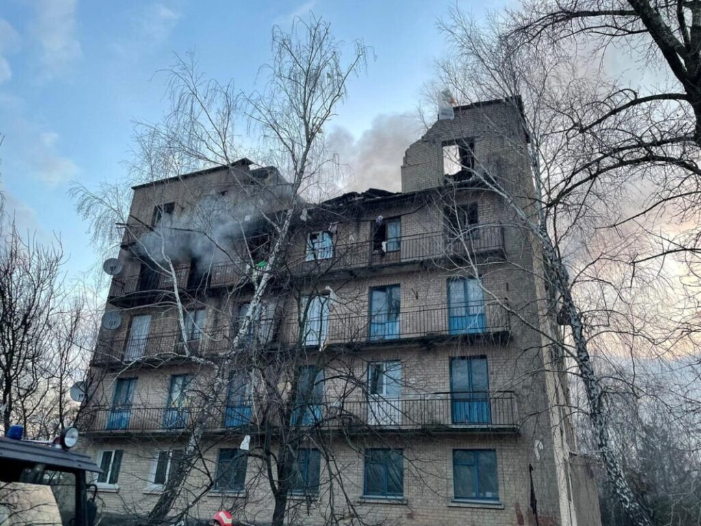 Vista de edifício destruído