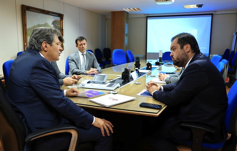 Castro discute recuperação fiscal do RJ com Haddad