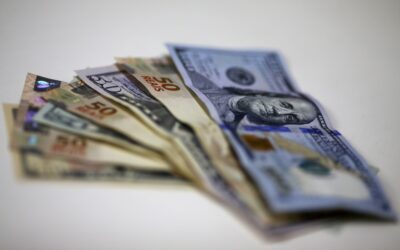 REUTERS: Real é desafiado em meio a piora econômica