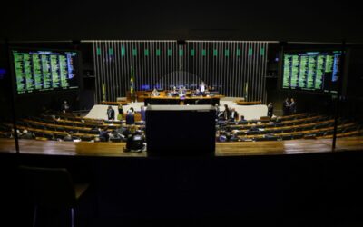 Lira espera votar reforma tributária em maio na Câmara