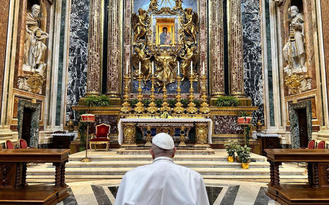 Papa Francisco passará por cirurgia de emergência